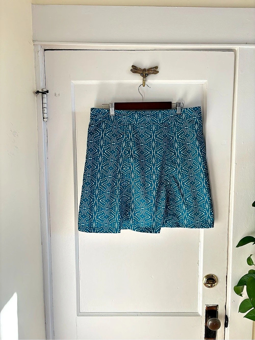 RipSkirt Hawaii Cover Up Wrap Skirt Teal Blue & White Geometric Large